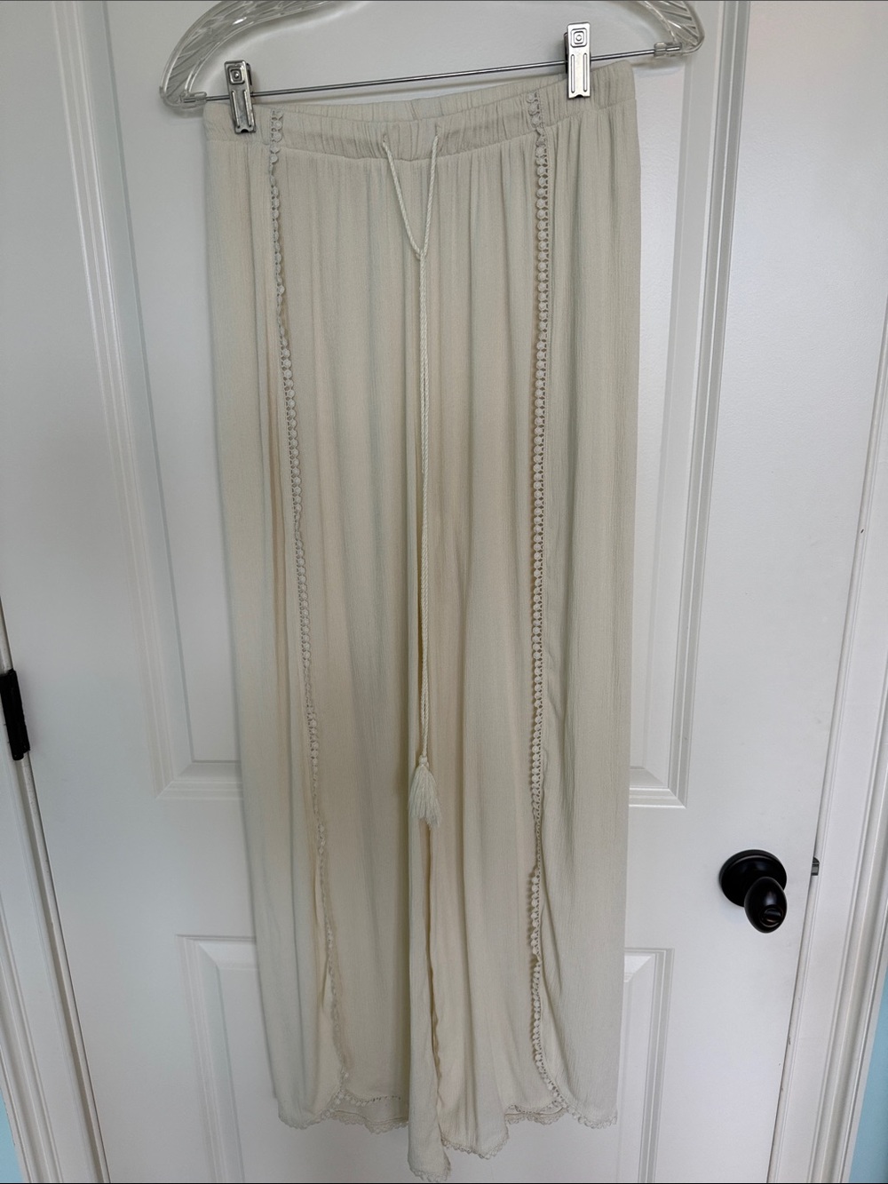 Women’s Chelsea 28 Cream Wide-Leg Tassel Drawstring beach pants cream color size